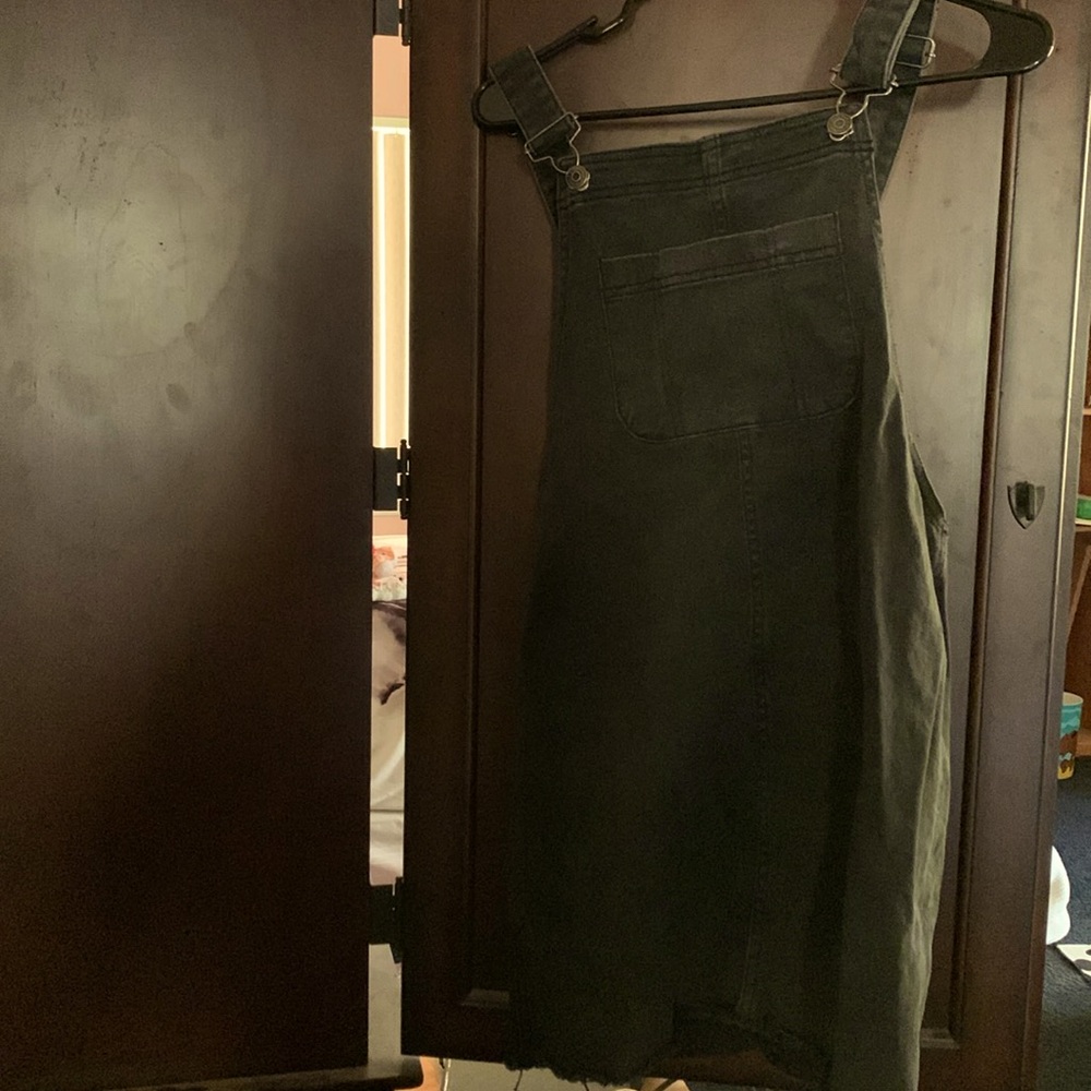 Black overall skirt